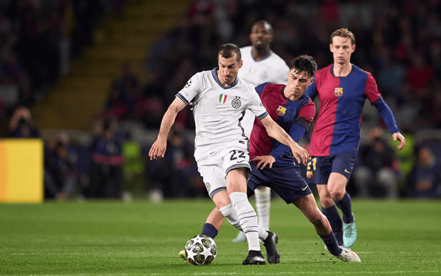 美记：克拉克斯顿是勇士潜在的目标，但篮网对库明加并无兴趣（美记称：勇士将克拉克斯顿列为潜在引援目标，篮网无意库明加）