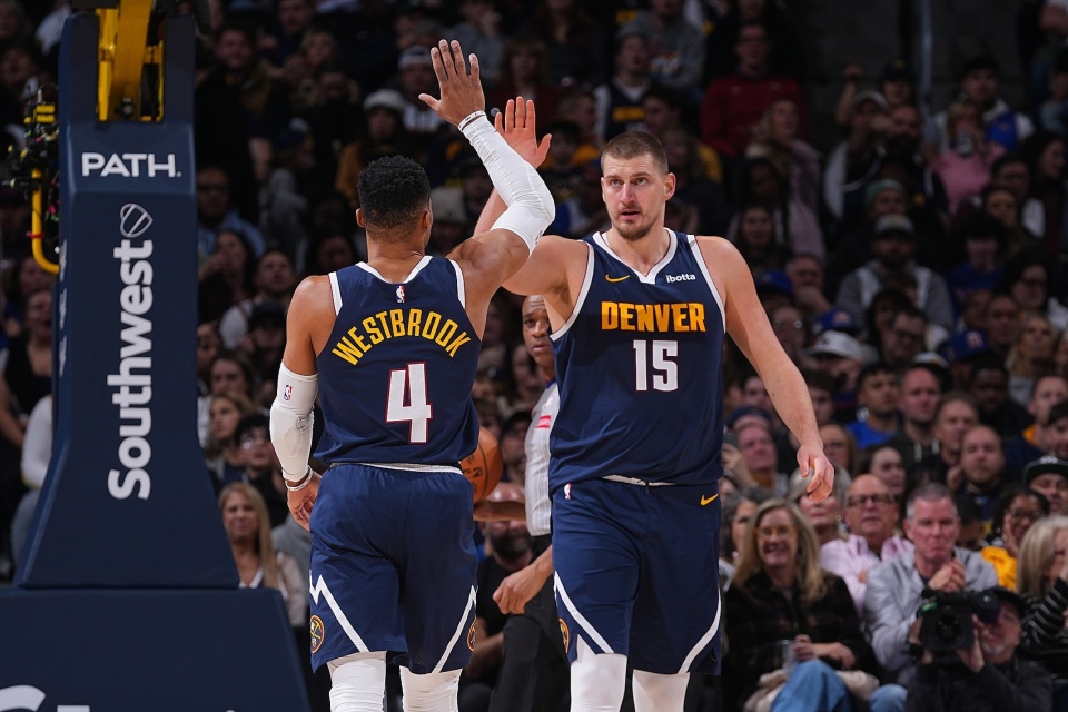 他是孙颖莎师兄，放弃中国籍加入日本率队创史，已成国乒心腹大患（孙颖莎师兄归化日本后率队创历史，成国乒最强对手）