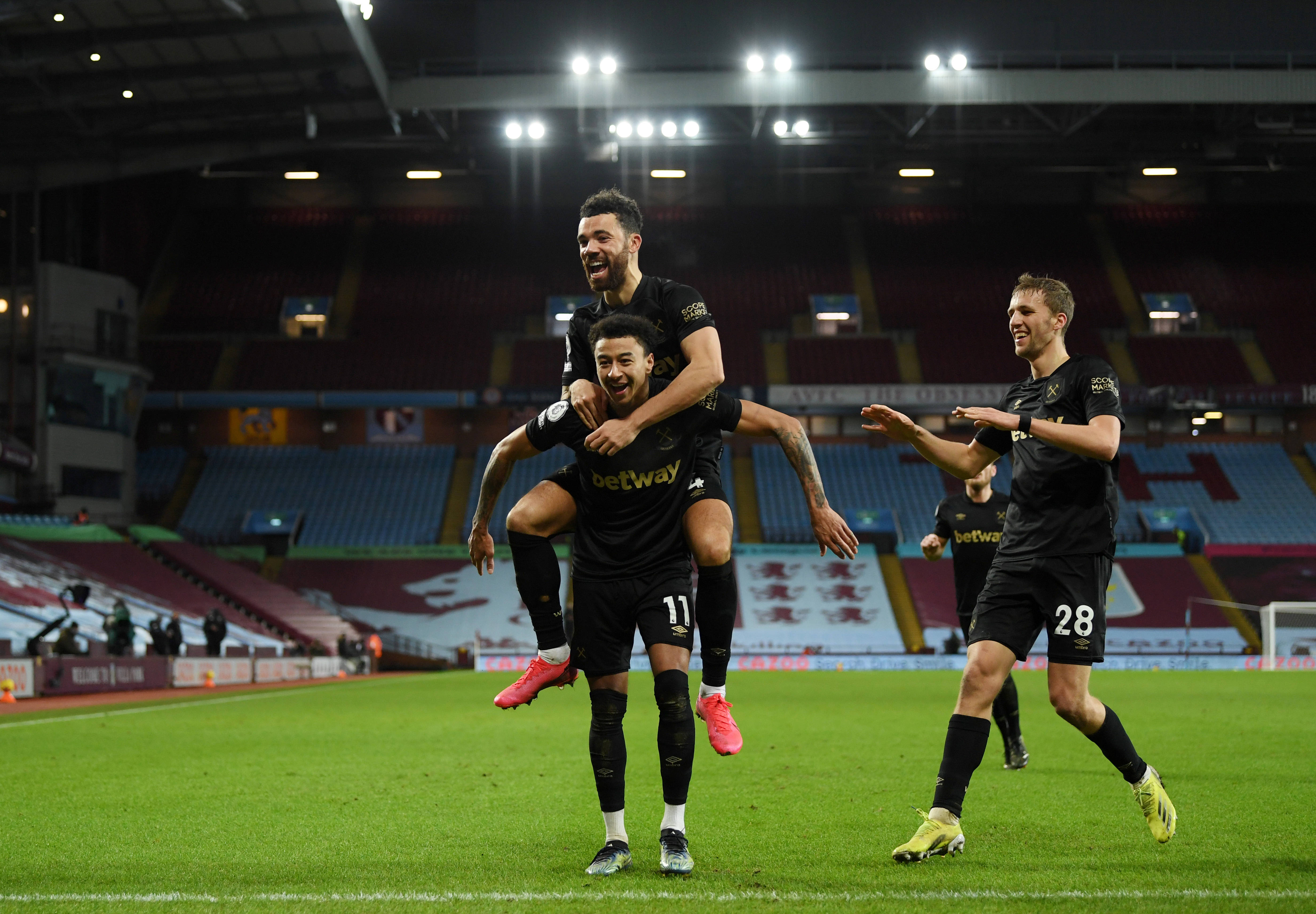 马赛反击犀利成为法甲黑马（马赛凭凌厉反击跃升为法甲黑马）