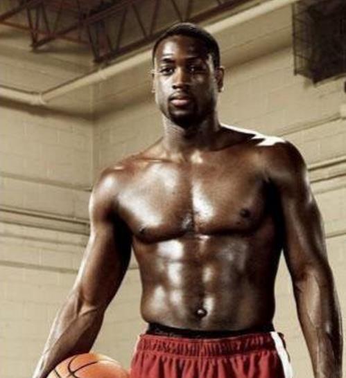 特伦特将要失去的比赛：皇家马德里的防守挑战（特伦特或缺阵数场，皇马防线迎来大考）