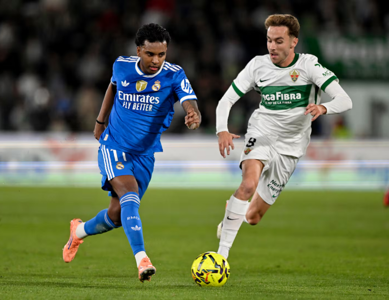 意甲战报：劳塔罗、图拉姆、恰尔汗奥卢破门，国米4-0科莫（意甲：国米4-0科莫，劳塔罗、图拉姆、恰尔汗奥卢相继破门）