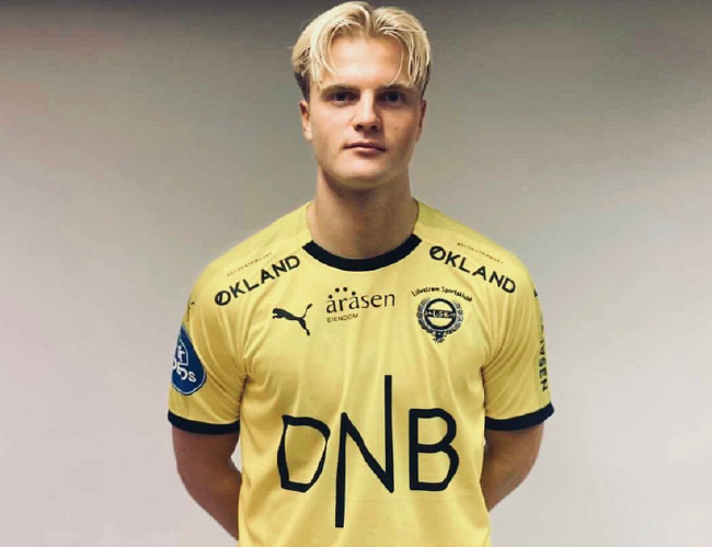 巴萨第六次欧冠单场上半时染红，阿劳霍两度上榜（巴萨欧冠上半场第六次染红，阿劳霍两次在列）